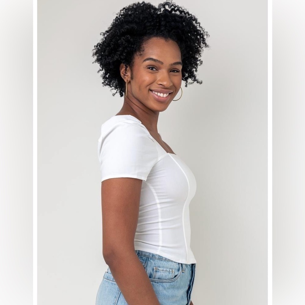 NWT Abbeline Short Sleeve Corset Top in black. size small. - Picture 2 of 5